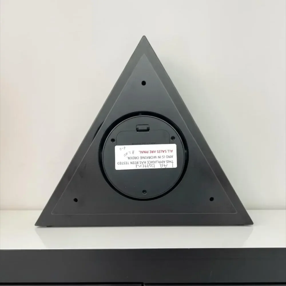 Vintage Triangle Desk Clock Black Geometric Shelf Clock Quartz Minimalist Decor